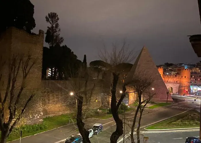 The Golden Pyramid * Roma